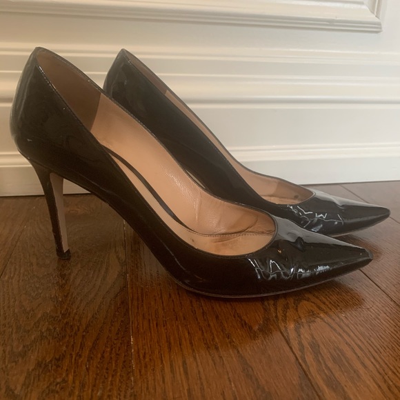 Gianvito Rossi Black Patent Heels - Picture 3 of 4